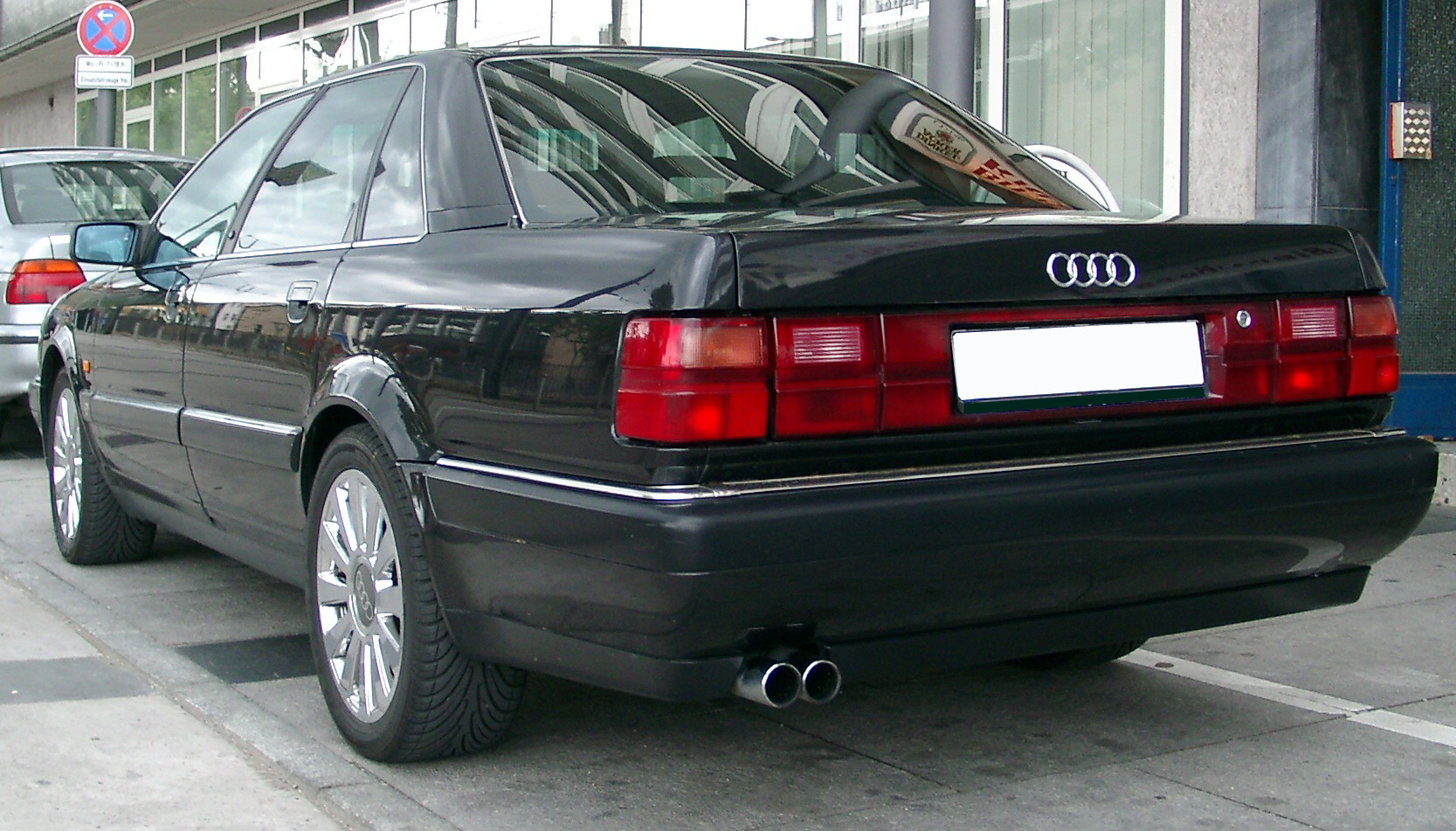 Audi 200: 2 фото