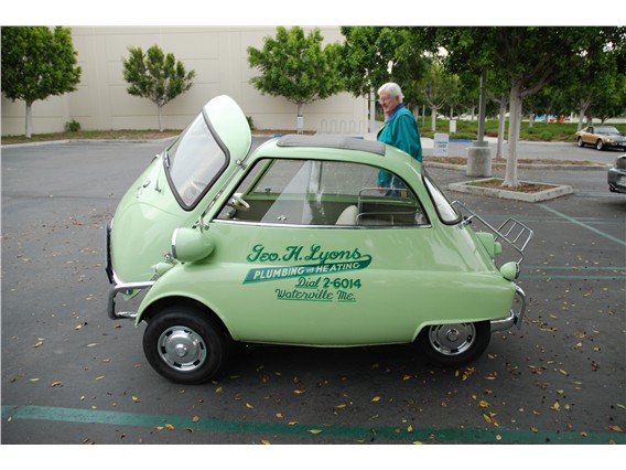 BMW Isetta 300: 10 фото