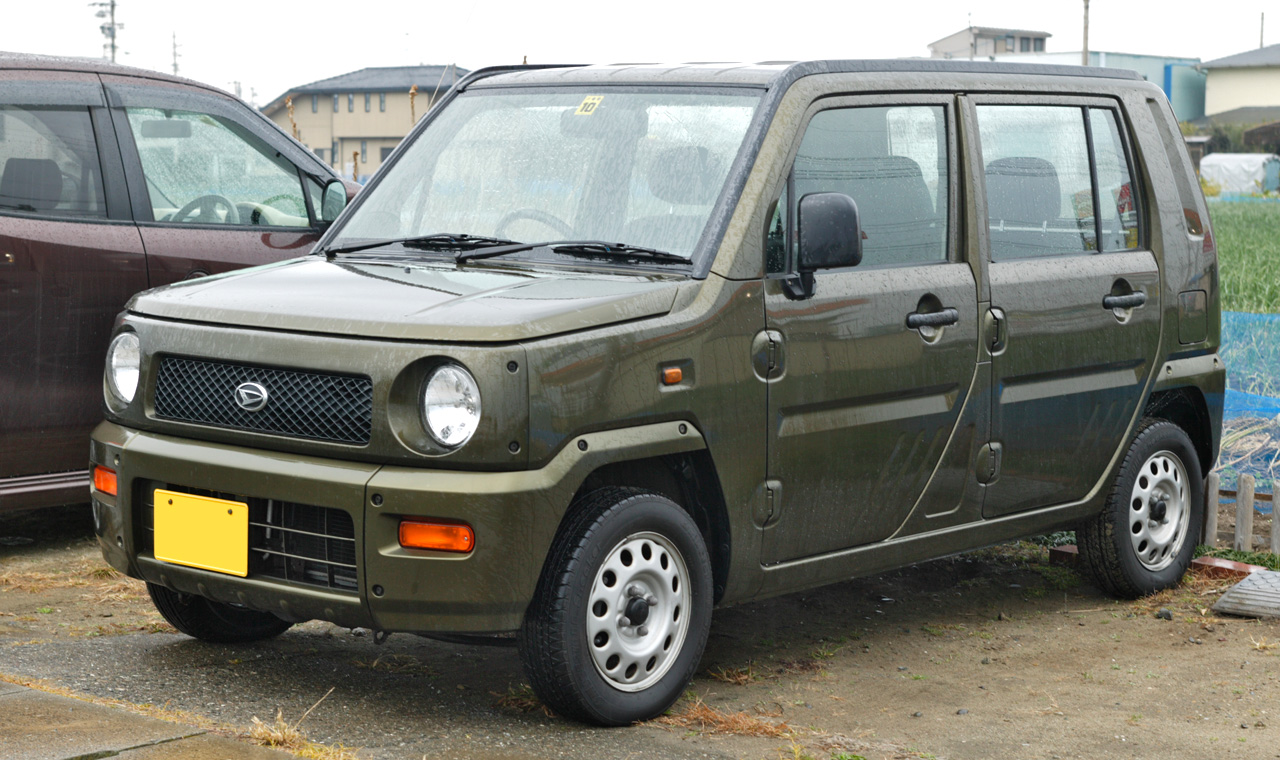 Daihatsu Naked: 6 фото