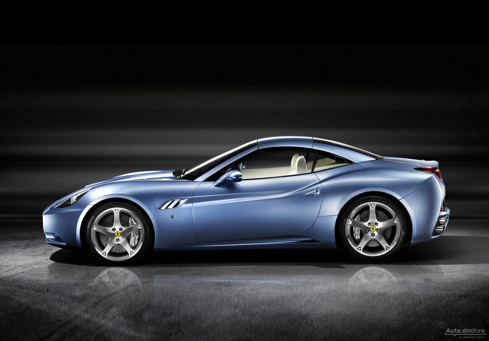 Ferrari California: 8 фото