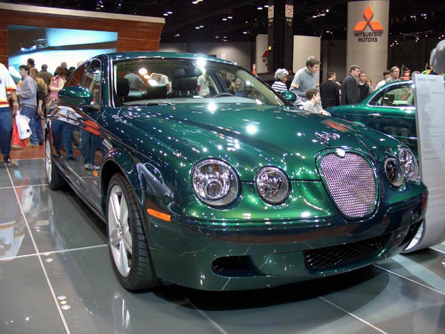 Jaguar S-Type R: 12 фото