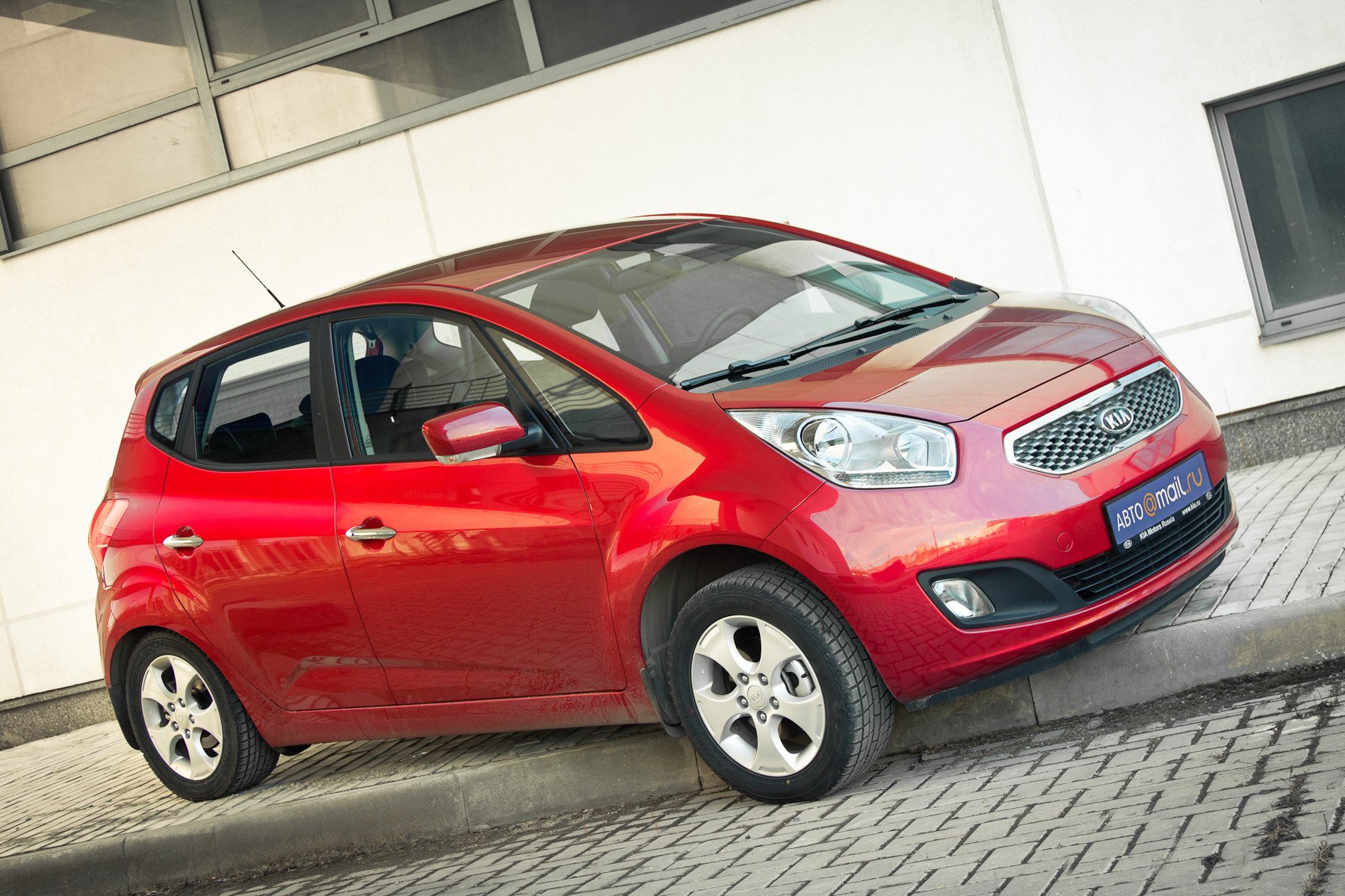 Kia Venga: 12 фото