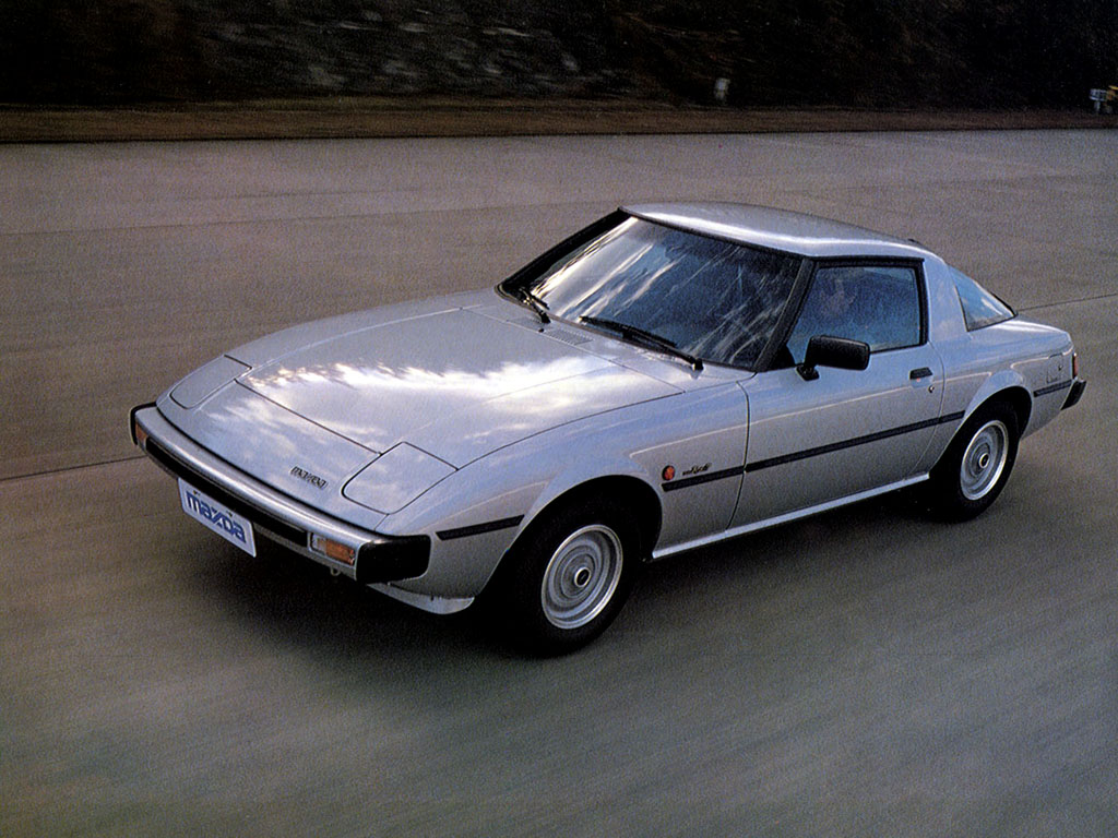 Mazda Savanna RX-7: 2 фото