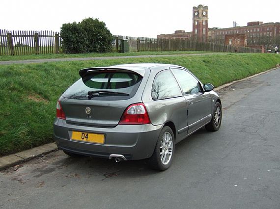 MG ZR