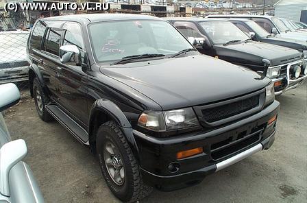 Mitsubishi Challenger: 1 фото