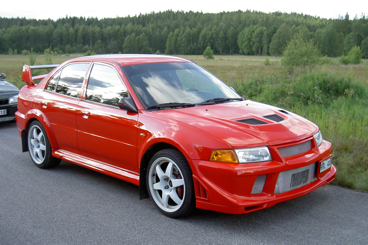 Mitsubishi Lancer Evolution: 7 фото