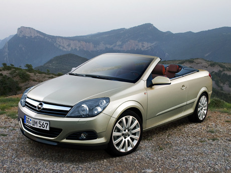 Opel Astra Twin Top: 7 фото