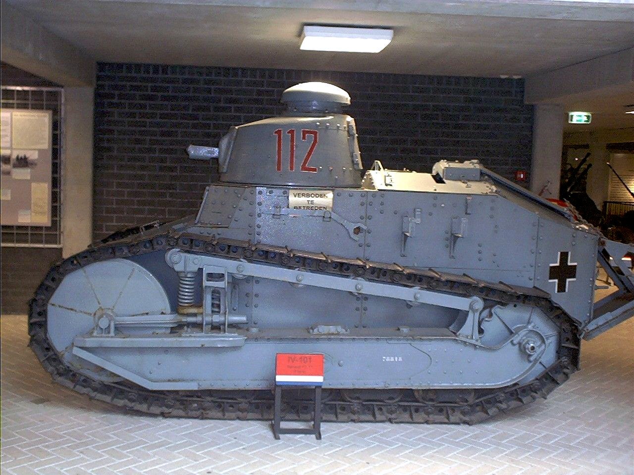 Renault FT-17: 3 фото