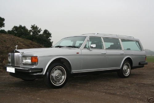 Rolls-Royce Silver Spirit: 9 фото