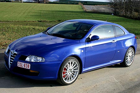 Alfa Romeo GT: 3 фото