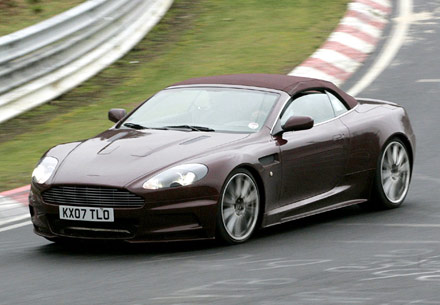 Aston Martin DBS Volante: 9 фото