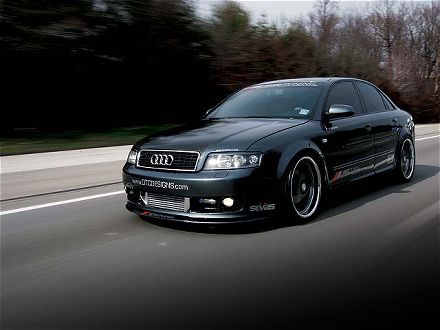 Audi A4 B6: 3 фото