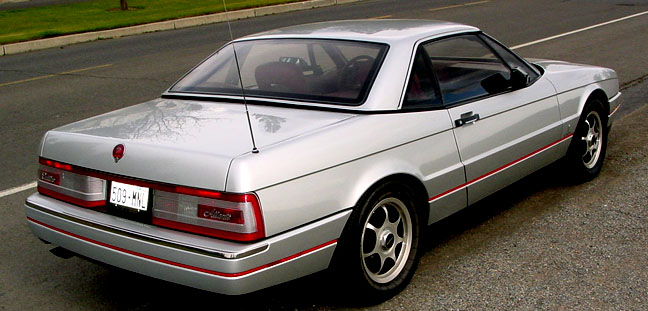 Cadillac Allante: 8 фото