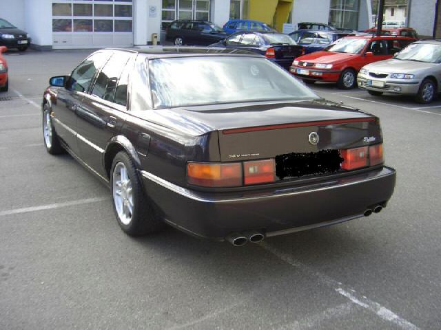 Cadillac Seville: 12 фото