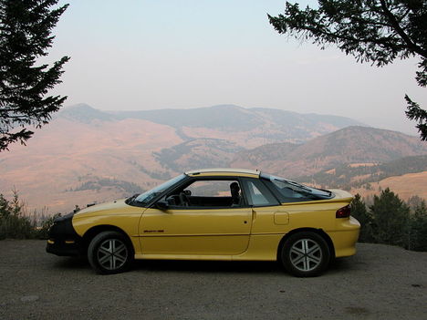 Chevrolet Geo Storm: 2 фото