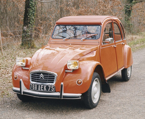 Citroen 2 CV: 10 фото