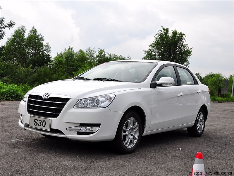 Dongfeng S30