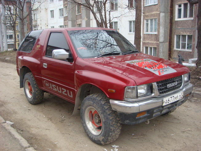 Isuzu MU: 10 фото