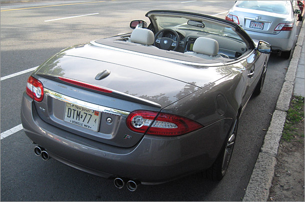 Jaguar XKR Convertible: 10 фото