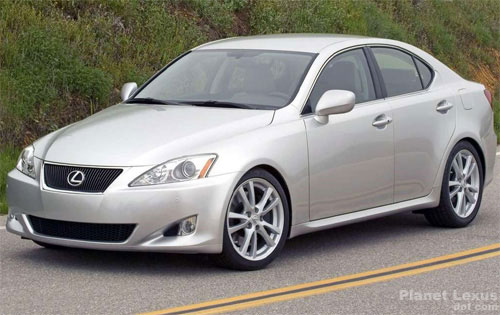 Lexus IS: 7 фото