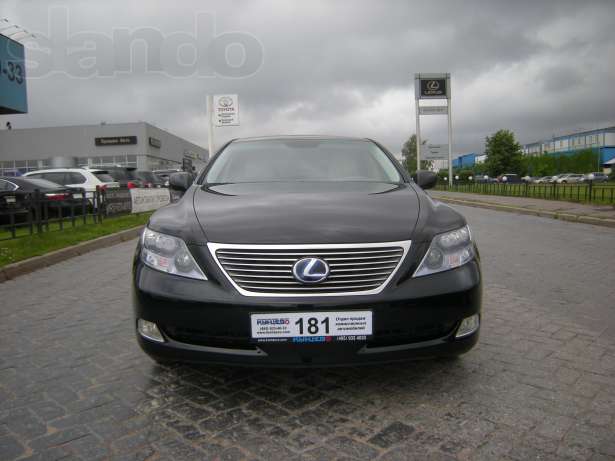 Lexus LS III: 12 фото