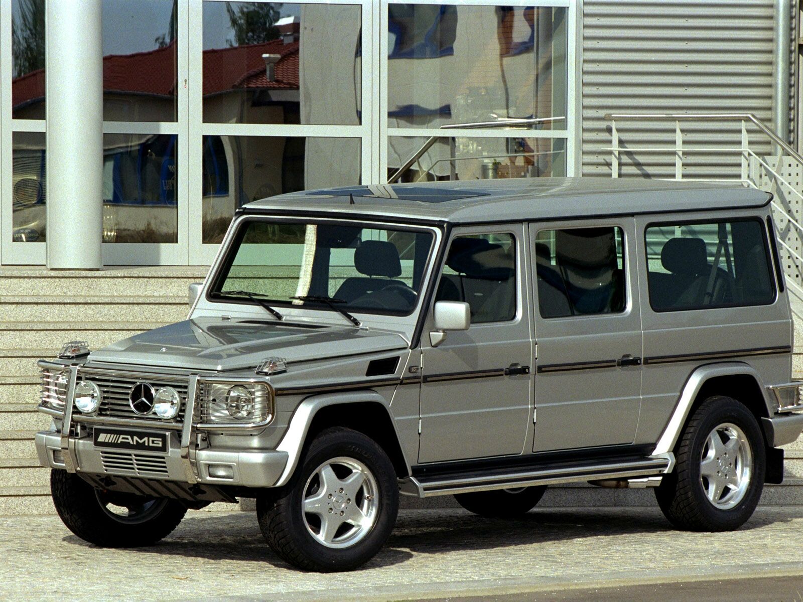 Mercedes G-class: 3 фото