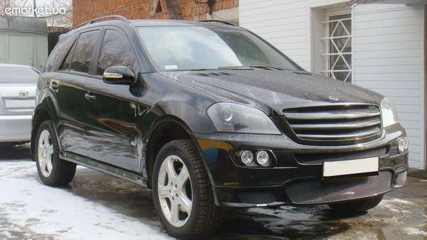 Mercedes M-class W164: 9 фото