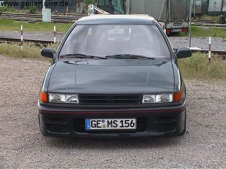 Mitsubishi Colt C50: 5 фото