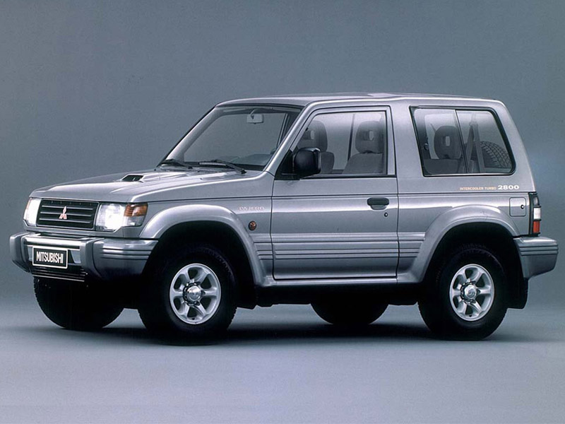 Mitsubishi Pajero II: 4 фото