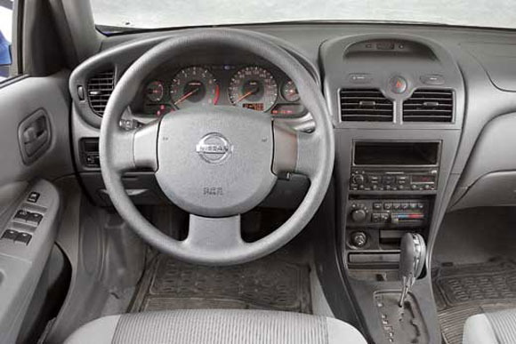 Nissan Almera Classic: 2 фото