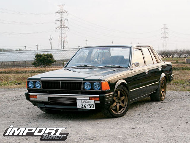 Nissan Cedric: 11 фото