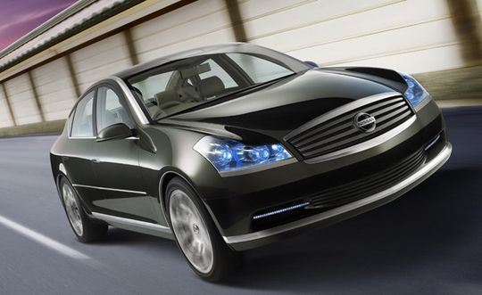 Nissan Fuga: 5 фото