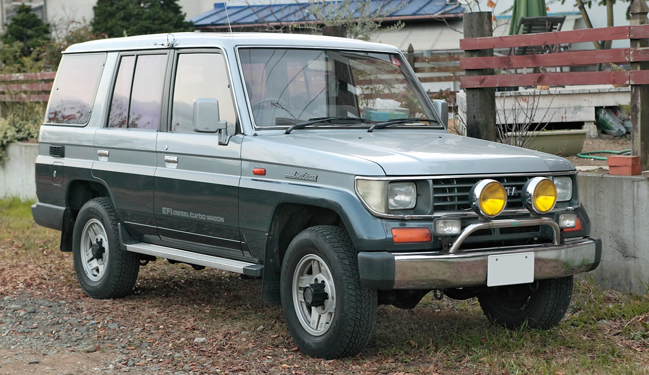 Toyota Land Cruiser Prado 70: 3 фото