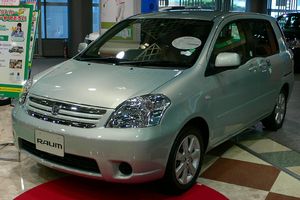 Toyota Raum: 1 фото