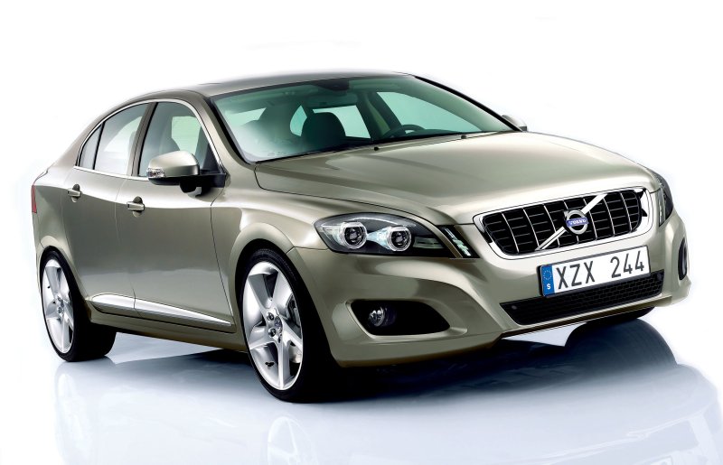 Volvo S60: 1 фото